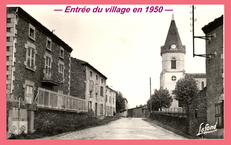 Entrée du village en 1950